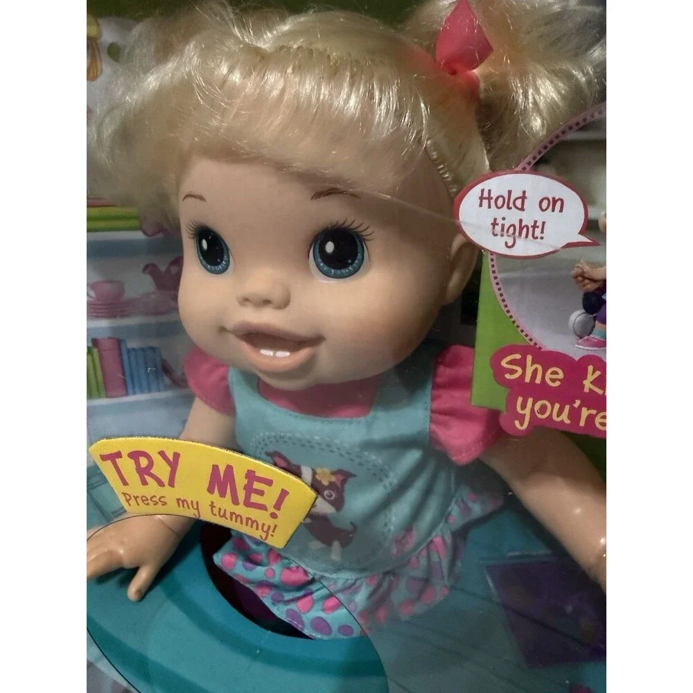 Vtg 2011 New Interactive Baby Alive Baby Wanna Walk Doll Collectible